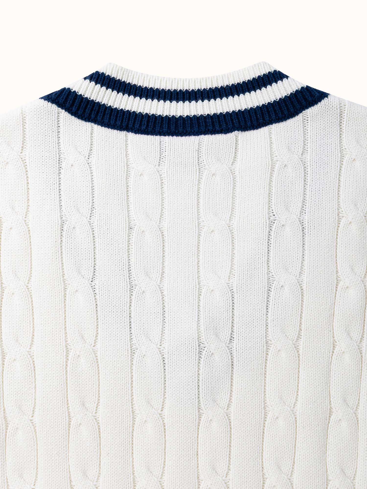 Womens Classic Cable Knit Vest Ecru / Navy - Image 6