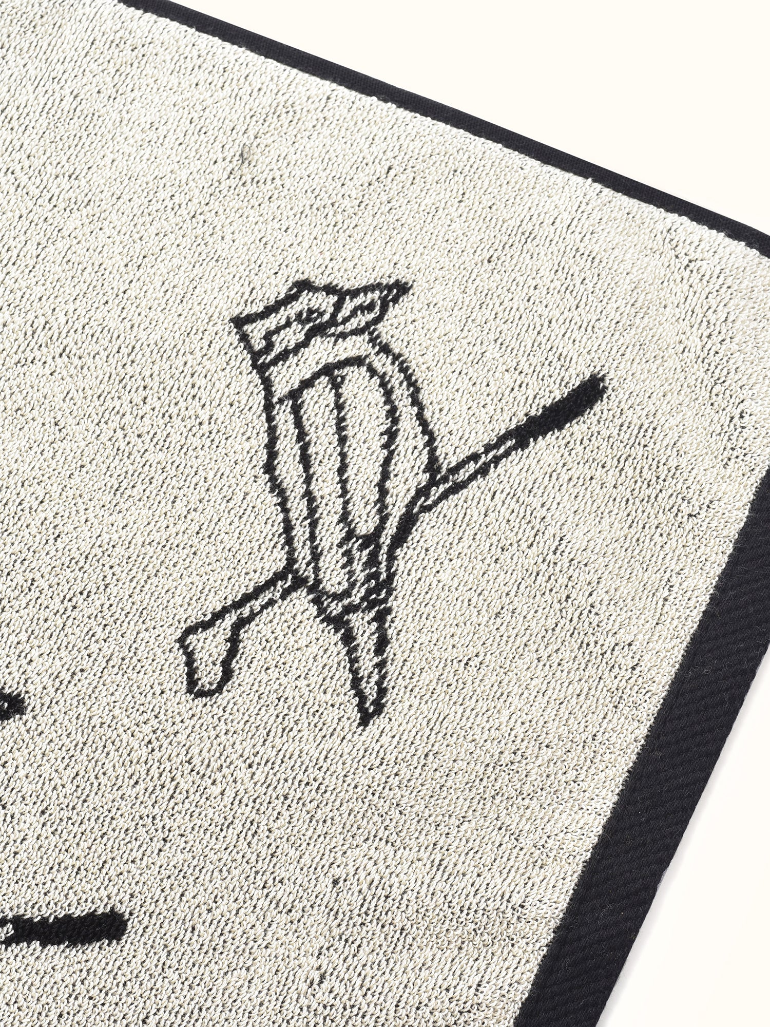Kooka Icon Towel Black / Cream - Image 3