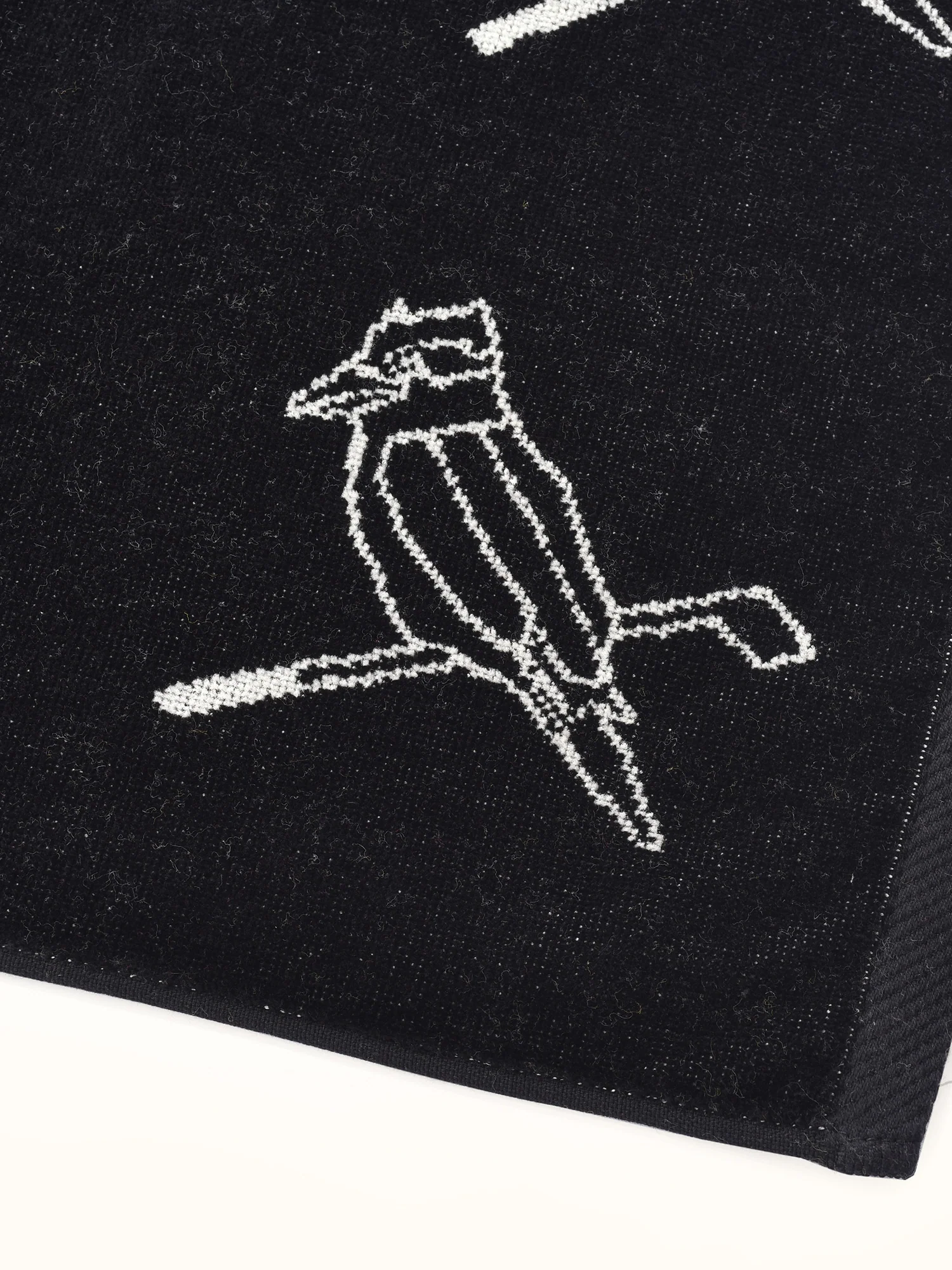 Kooka Icon Towel Black / Cream - Image 4
