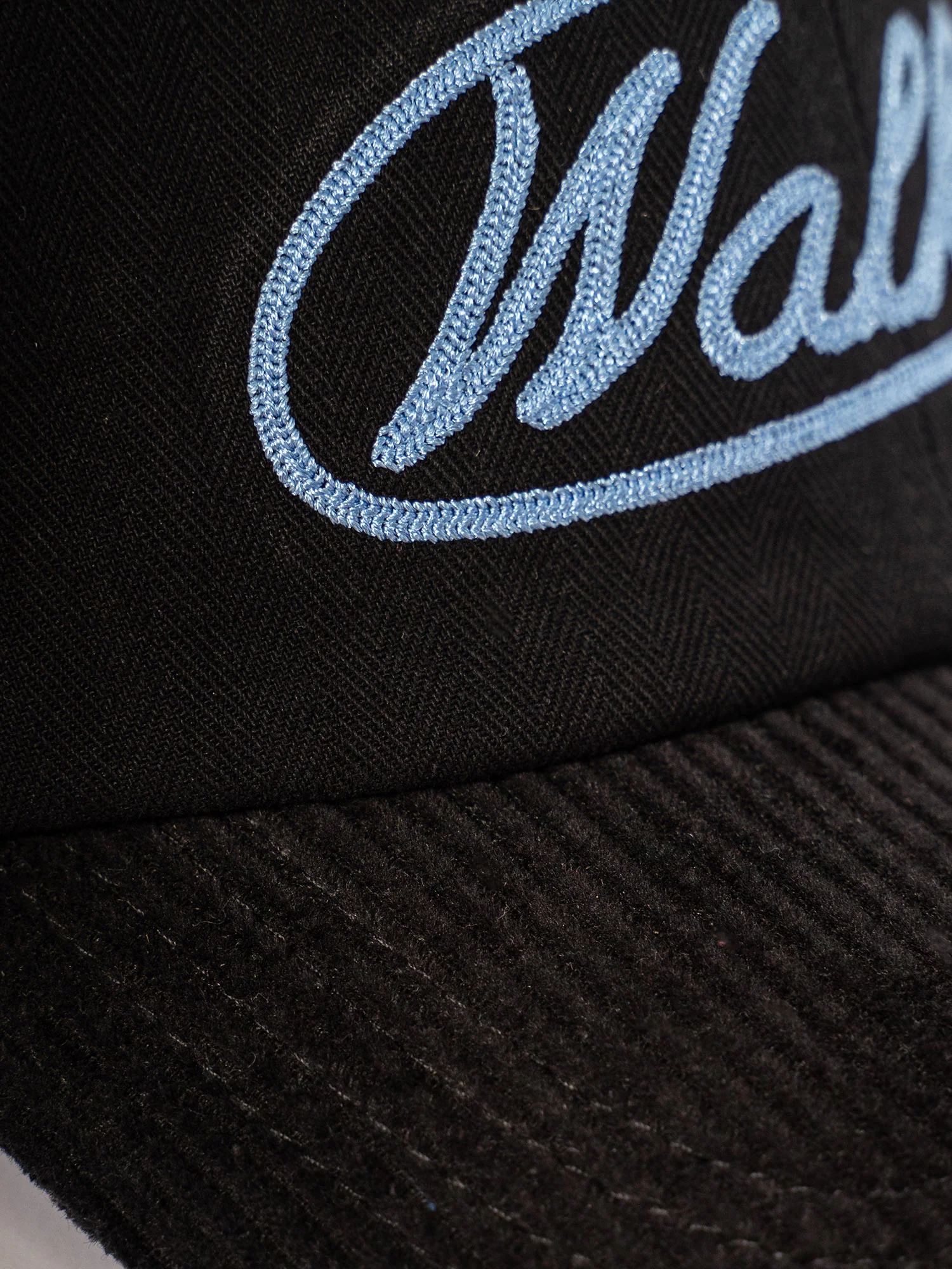 Lasso 6-Panel Cap Coal Black - Image 8