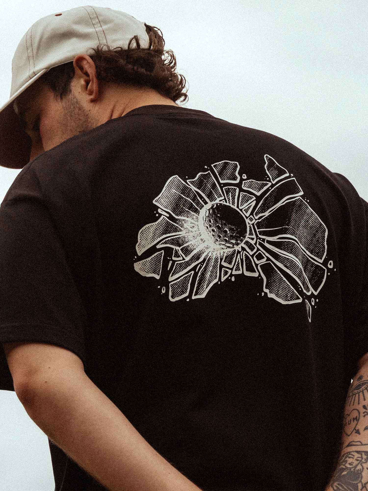 Shattered T-Shirt Black - Image 3